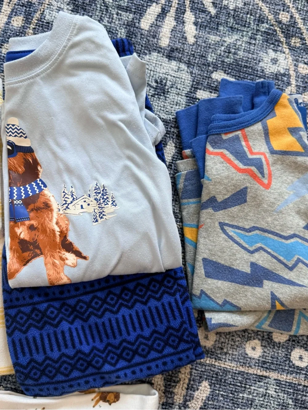 4 Kids' Mixed Pajama Set - Cozy Sleepwear